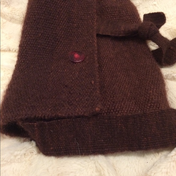 Rich Ruby Red Woven Artisan Messenger Bag - Picture 2 of 5